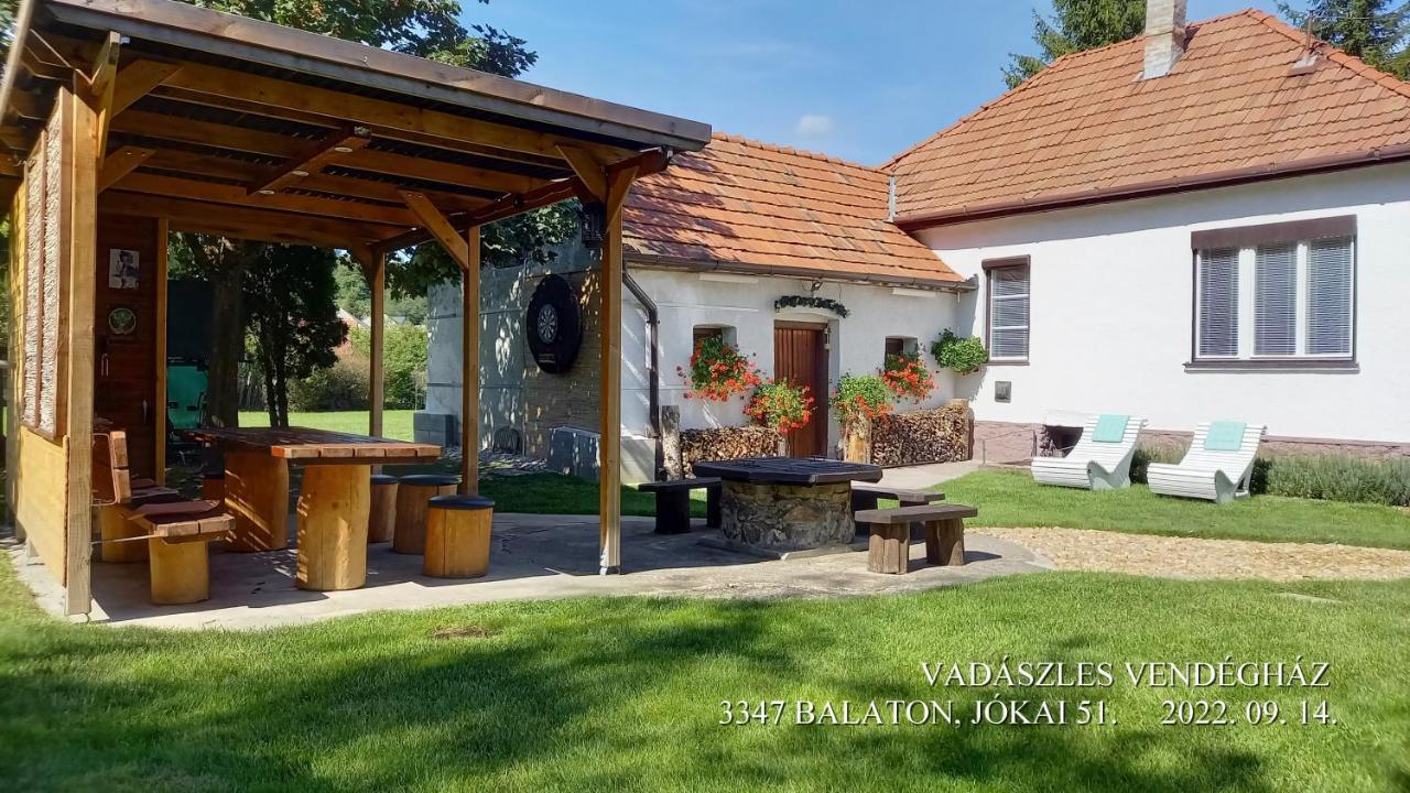 Vadaszles Vendeghaz Bukkszentmarton Exteriér fotografie